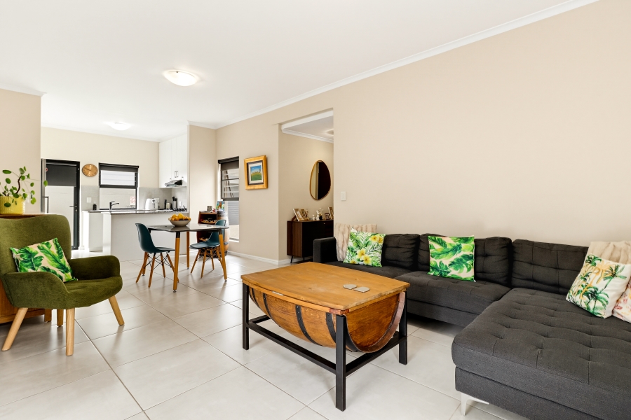 3 Bedroom Property for Sale in Aan de Wijnlanden Western Cape